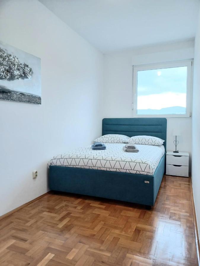 Spacious Apartment Smile With Terrace And Secure Garage Split Eksteriør bilde