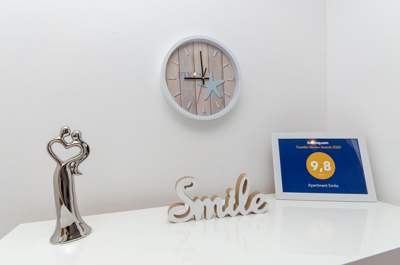 Spacious Apartment Smile With Terrace And Secure Garage Split Eksteriør bilde