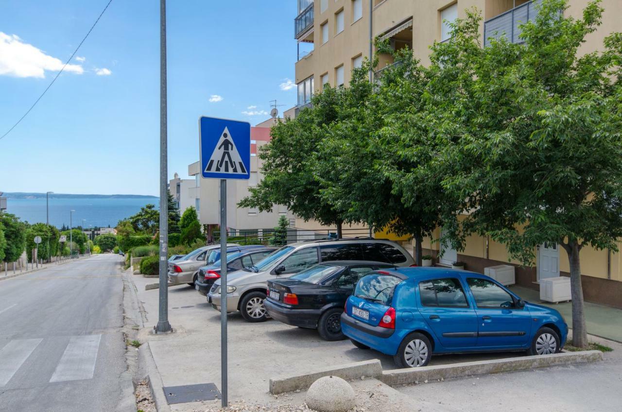 Spacious Apartment Smile With Terrace And Secure Garage Split Eksteriør bilde